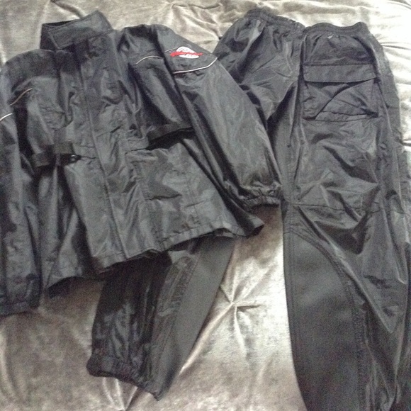 Motorcycle Rainsuit - Picture 1 of 6